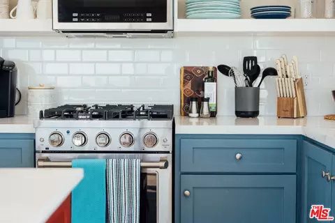 Kitchen - 674 Gerber Ave, Landers, CA 92285 photo 8 of 15