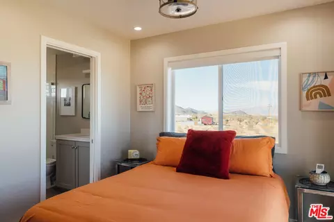 Bedroom - 674 Gerber Ave, Landers, CA 92285 photo 5 of 8
