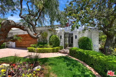 1708 Royal Saint George Dr, Westlake Village, CA 91362