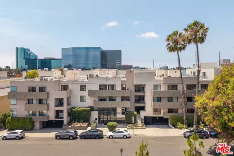 2121 Beloit Ave #301, Los Angeles, CA 90025