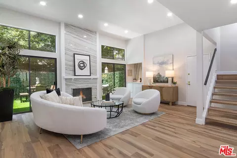 1925 S Beverly Glen Blvd #30, Los Angeles, CA 90025