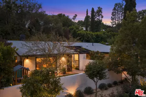 3135 Nichols Canyon Rd, Los Angeles, CA 90046