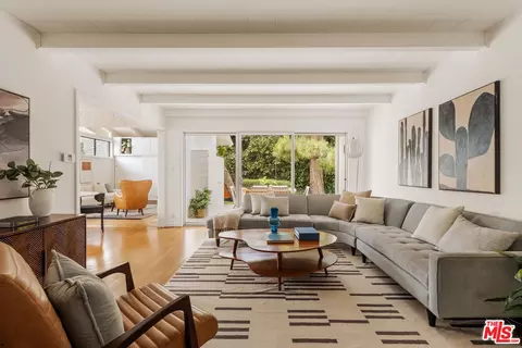 10749 Molony Rd, Culver City, CA 90230
