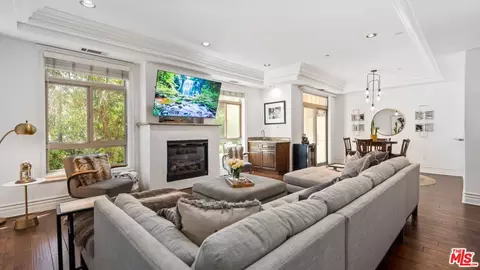 11582 Moorpark St #104, Studio City, CA 91602