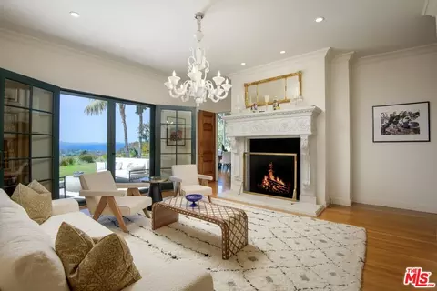 Living - Undisclosed, Carpinteria, CA 93013 photo 2 of 4