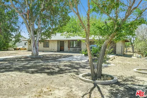 Exterior - 10314 E Ave, Littlerock, CA 93543 photo 3 of 8