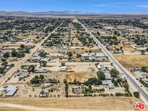 View/Area - 10314 E Ave, Littlerock, CA 93543 photo 10 of 11