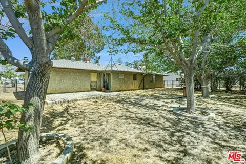 Exterior - 10314 E Ave, Littlerock, CA 93543 photo 6 of 8