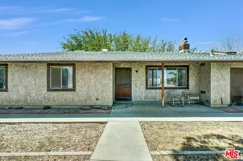 Exterior - 10314 E Ave, Littlerock, CA 93543 photo 4 of 8