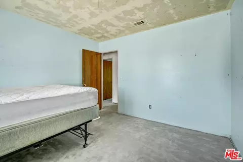 Bedroom - 10314 E Ave, Littlerock, CA 93543 photo 1 of 6