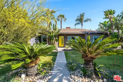 3416 W Clark Ave, Burbank, CA 91505
