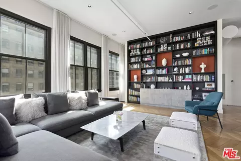 1645 N Vine St #606, Los Angeles, CA 90028
