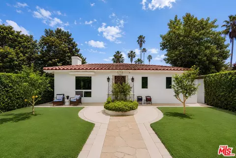 256 N Doheny Dr, Beverly Hills, CA 90211