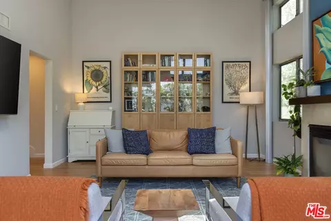 5936 Barton Ave, Los Angeles, CA 90038