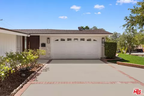Exterior - 1180 Coronet Ave, Pasadena, CA 91107 photo 2 of 9