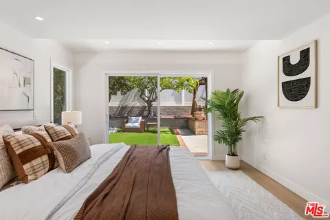 Bedroom - 1180 Coronet Ave, Pasadena, CA 91107 photo 6 of 7