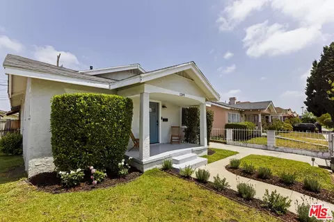 1249 W 56th St, Los Angeles, CA 90037