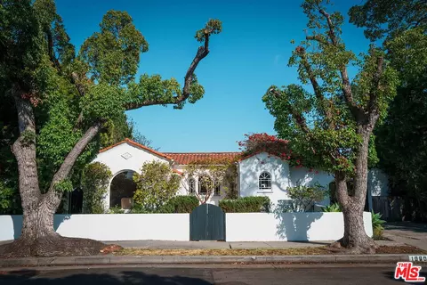1060 Superba Ave, Venice, CA 90291