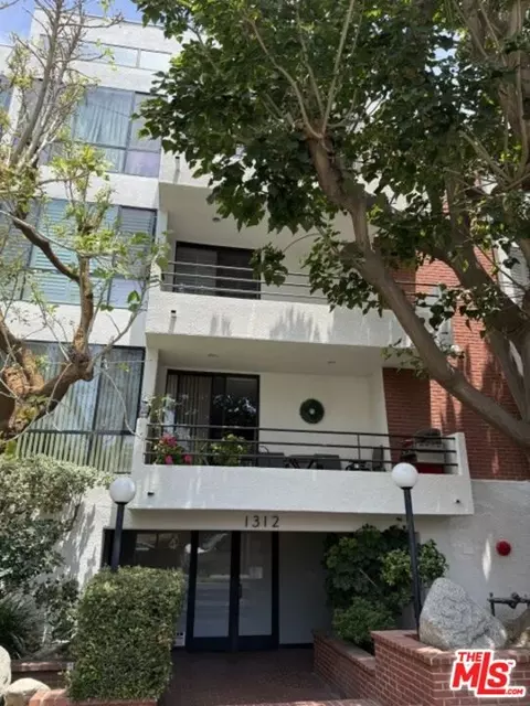 1312 S Saltair Ave #319, Los Angeles, CA 90025