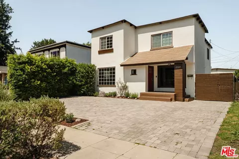 2331 S West View St, Los Angeles, CA 90016