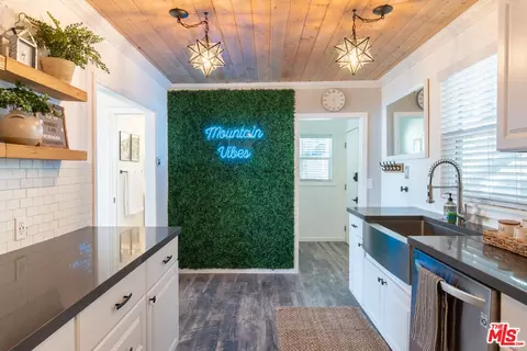 Other - 31561 Panorama Dr, Running Springs, CA 92382 photo 3 of 9