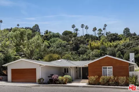 3537 Stonehill Pl, Sherman Oaks, CA 91423