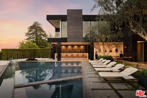 1200 Bel Air Rd, Los Angeles, CA 90077