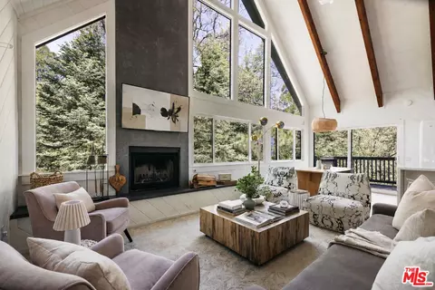 26270 Augusta Dr, Lake Arrowhead, CA 92352