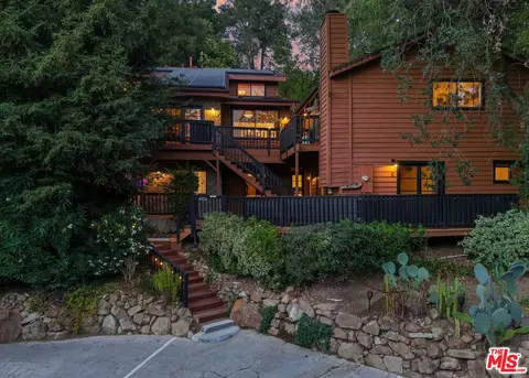 178 Muerdago Rd, Topanga, CA 90290