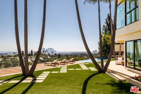 1185 Loma Linda Dr, Beverly Hills, CA 90210