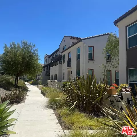 Exterior - 358 Serra St, Camarillo, CA 93010 photo 2 of 6