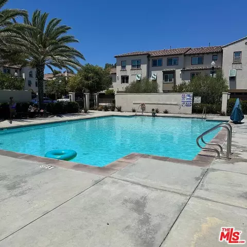 Exterior - 358 Serra St, Camarillo, CA 93010 photo 5 of 6