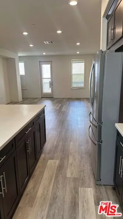 Entry Way - 358 Serra St, Camarillo, CA 93010 photo 4 of 4