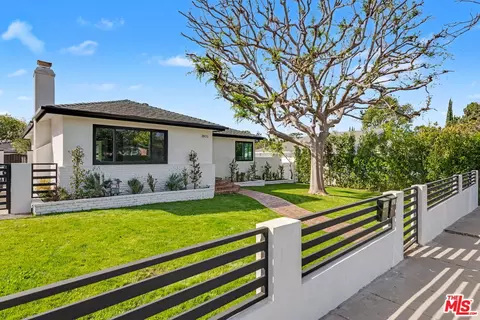 2831 Overland Ave, Los Angeles, CA 90064