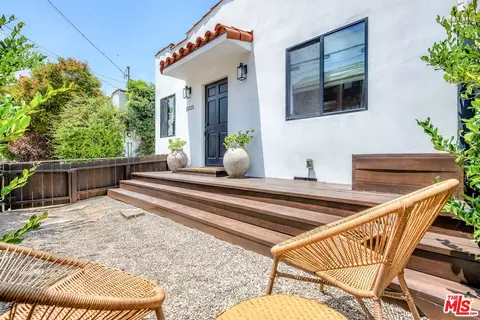 11525 Nebraska Ave, Los Angeles, CA 90025