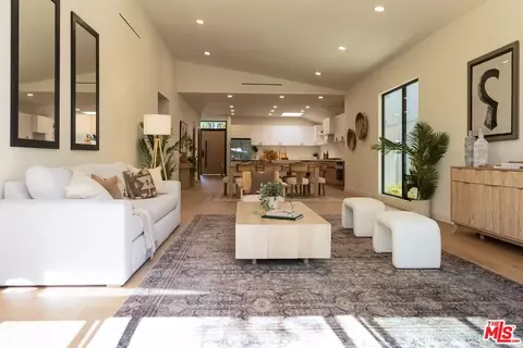 4631 Norwich Ave, Sherman Oaks, CA 91403