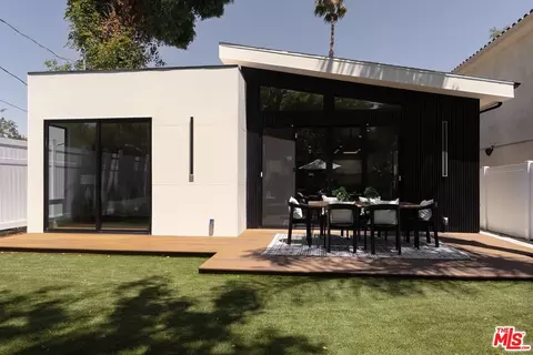4631 Norwich Ave, Sherman Oaks, CA 91403