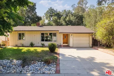 2211 E Chevy Chase Dr, Glendale, CA 91206