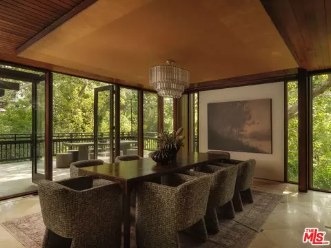 Dining - 954 Hillside Ter, Pasadena, CA 91105 photo 1 of 3
