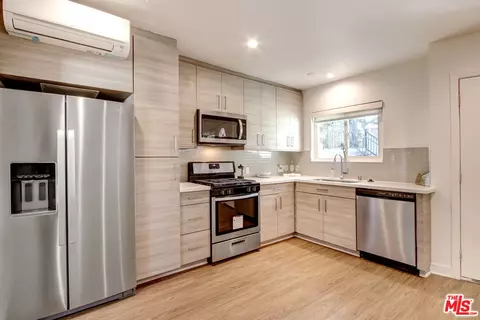 Kitchen - 700 S 6th St, Burbank, CA 91501 photo 1 of 4