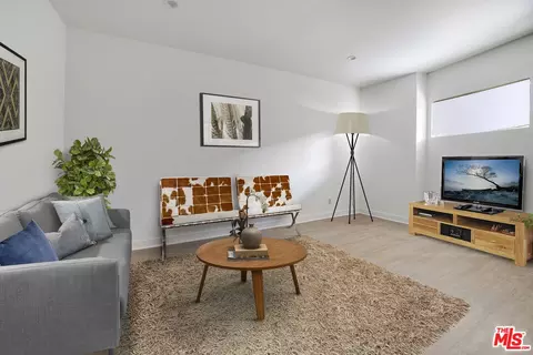 Living - 700 S 6th St, Burbank, CA 91501 photo 1 of 2