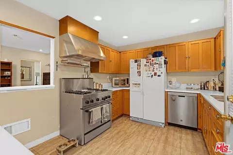 2080 E Washington Blvd, Pasadena, CA 91104 photo 15