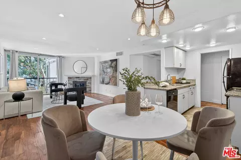 8530 Holloway Dr #303, West Hollywood, CA 90069