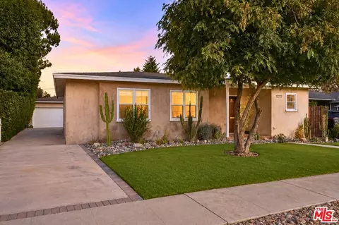 12727 La Maida St, Valley Village, CA 91607
