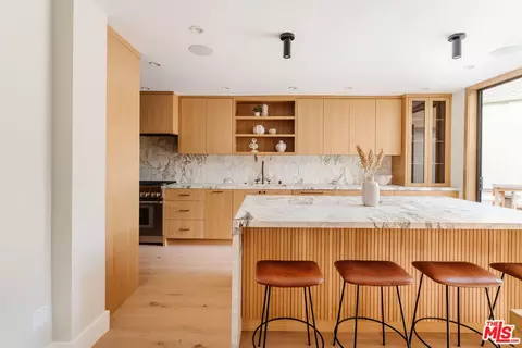 Kitchen - 3977 Oeste Ave, Studio City, CA 91604 photo 1 of 4