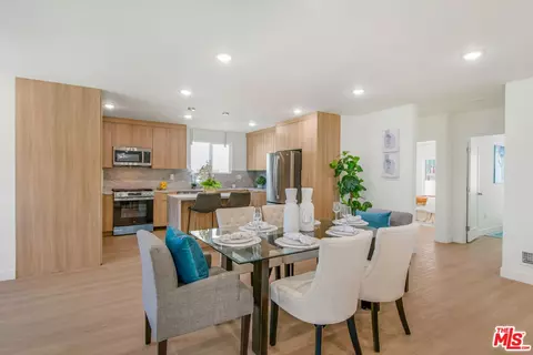 1129 S Citrus Ave, Los Angeles, CA 90019