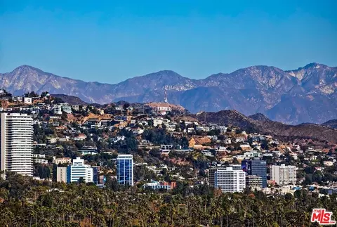10350 Wilshire Blvd #1102, Los Angeles, CA 90024