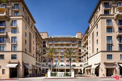 225 N Canon Dr #7D, Beverly Hills, CA 90210