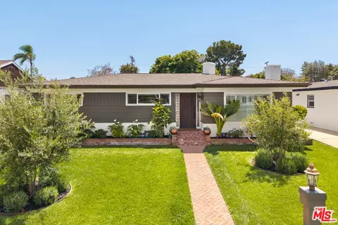6364 W 77th St, Los Angeles, CA 90045