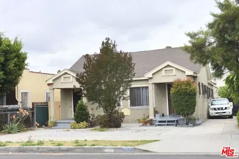 3973 S Van Ness Ave, Los Angeles, CA 90062
